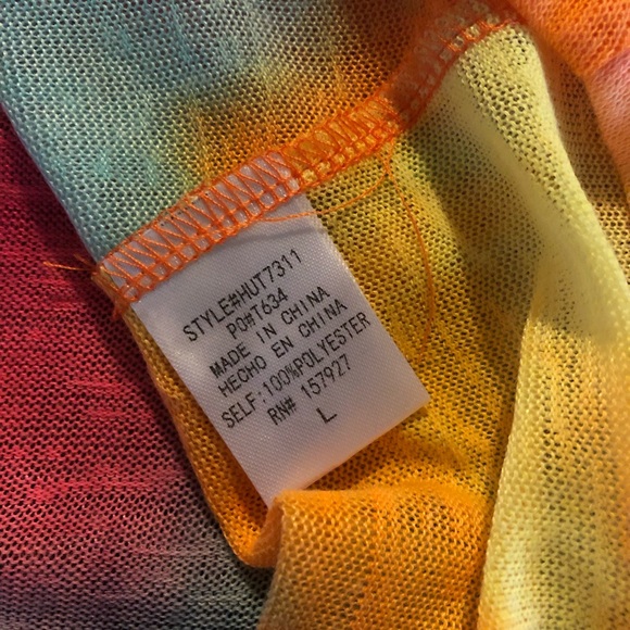 Tie Dye V Neck Top - Picture 4 of 5